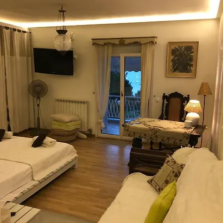 Classy Lux W/ Sea View, Garden, Parking Apartament *