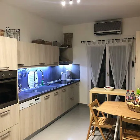 Classy Lux W/ Sea View, Garden, Parking * Corfu (city)