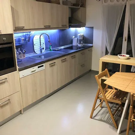 Classy Lux W/ Sea View, Garden, Parking