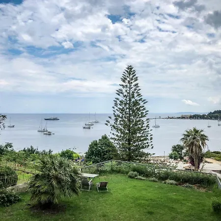 Classy Lux W/ Sea View, Garden, Parking Apartment Corfu (city)