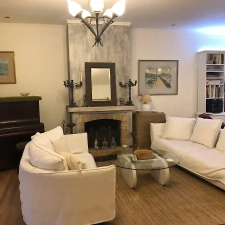 Classy Lux W/ Sea View, Garden, Parking