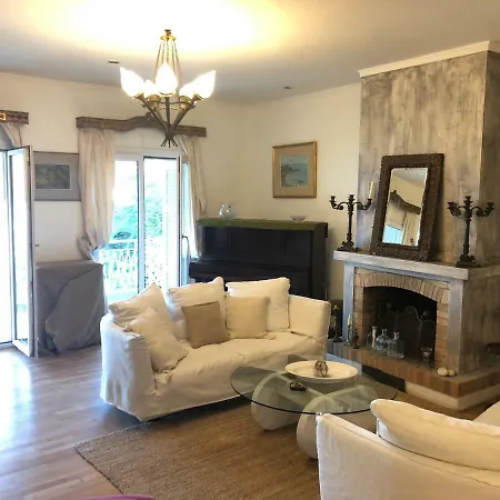 Classy Lux W/ Sea View, Garden, Parking * Corfu (city)