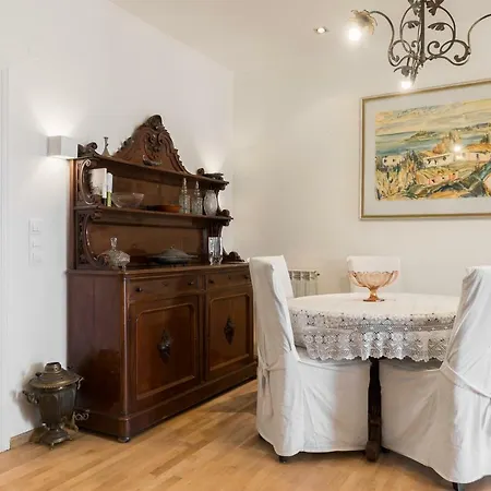 Apartment Classy Lux W/ Sea View, Garden, Parking