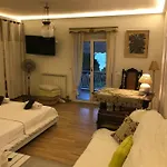 Classy Lux W/ Sea View, Garden, Parking Apartment *