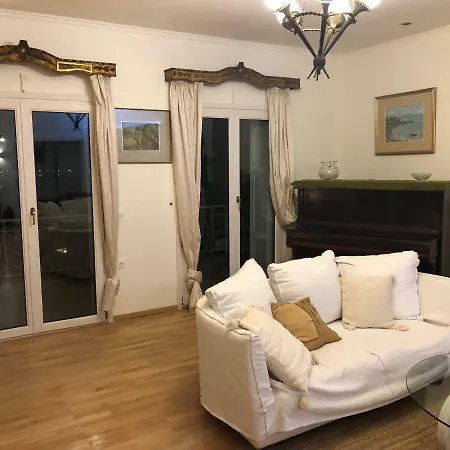 Classy Lux W/ Sea View, Garden, Parking 公寓